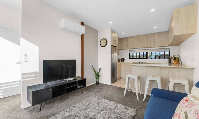 Tauranga Maison | Lovely Tauranga 2 Bed Home