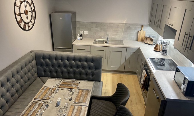 Strabane Appartement | Lovely three-bedroom apartment in Strabane.