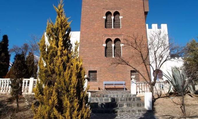 Arganda del Rey Maison | Lovely tower with WiFi in Arganda del Rey - 5 bedrooms
