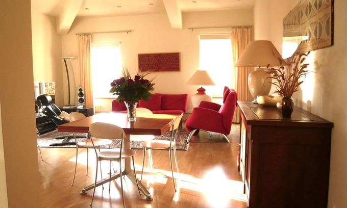 Cite Appartement | Appartement charme et standing au coeur de Narbonne, vue canal - (clim et wifi)