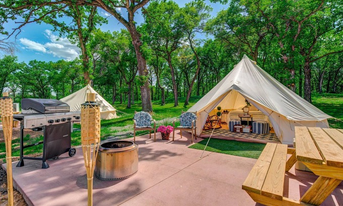St Croix Falls Location De VR | Lovers Lookout 1: Where Rustic Meets Luxury at Big Rock Creek
