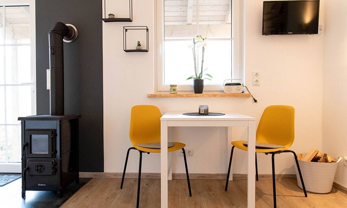 Bad Berleburg Appartement | Lovingly furnished Tiny House (18 sqm) for up to 4 people with garden terrace
