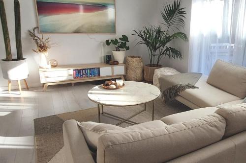Cronulla Appartement | Lovley sunlit apartment walking distance to Cronulla mall and Cronulla Beach
