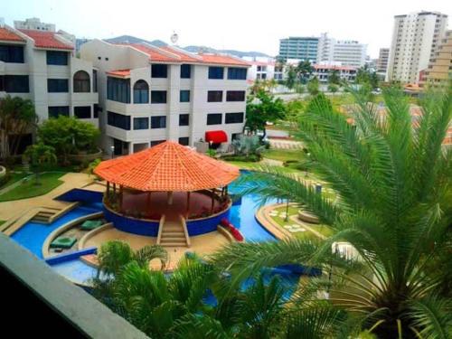 Margarita Island Appartement | Low Level Terrace Close to beaches shops permanent water wifi