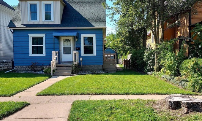 Monroe Appartement | Lower 2 BR Place de tante Rose Monroe MI