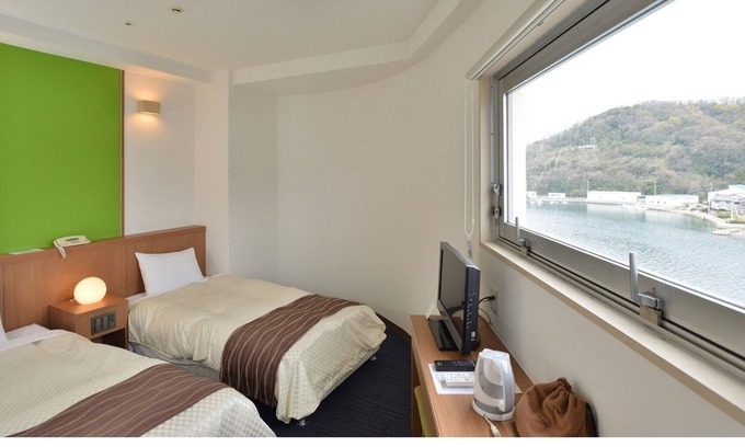 Shodoshima Maison | Lower floors 3rd and 4th floor Corner twin room / Shozu-gun Kagawa