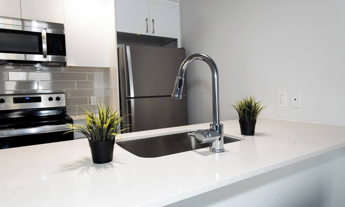 Mascouche Appartement | Lowkey Corner