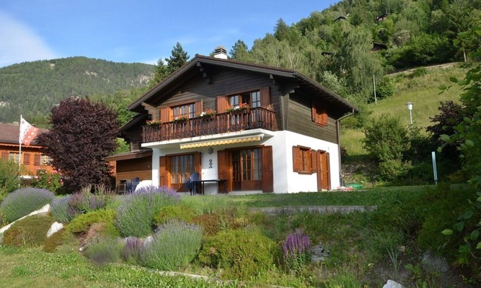 Grone Chalet De Ski | Loye: Chalet Le Colinet, à deux pas de Vercorin / Nax.