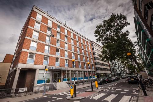 Fitzrovia Autre | LSE Carr-Saunders Hall
