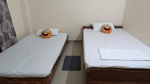 Hatigaon Maison | Lucky 13 Homestay
