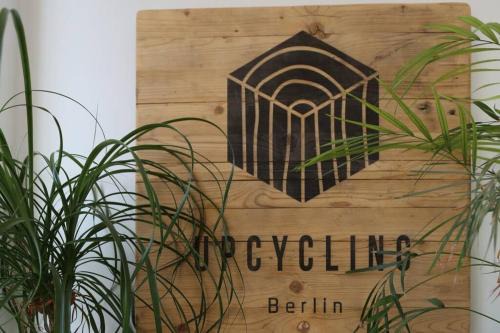 Friedrichshain Appartement | Luftiges Upcycling Studio im EG - Zentral