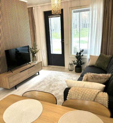 Kalajoki Appartement | Luhtitalon päätyhuoneisto saunalla - Liinavaatteet,pyyhkeet ja loppusiivous sisältyvät aina majoituksen hintaan