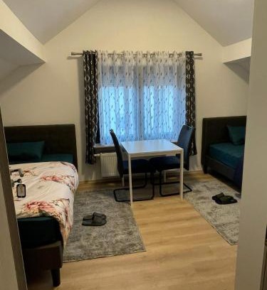 Ruesselsheim Maison | Luis Apartment Rüsselsheim D1