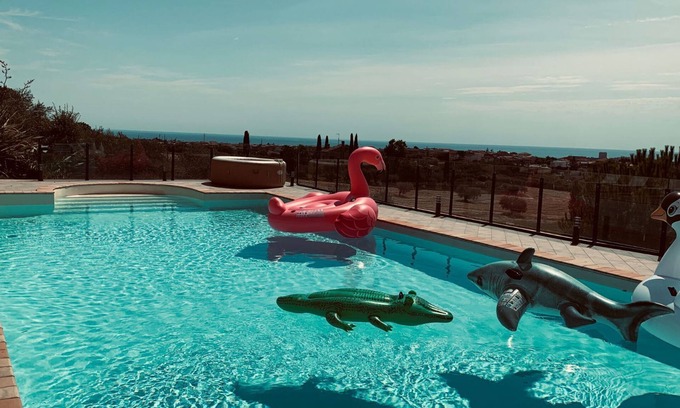 Porto Sant'Elpidio Villa | LUSH COUNTRYSIDE RETREAT WITH PRIVATE POOL