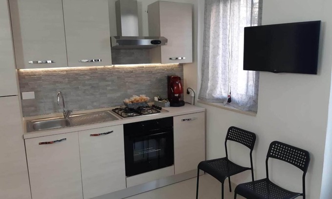 Trebisacce Lit Et Petit-Déjeuner | Lutri B&B dotata di tutti i confort e servizi, shopping, spiaggia, divertimento