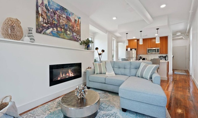 Mount Auburn Appartement | Lux 1BR | Amazing Café & Views | Located near ALL