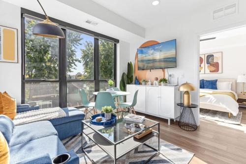 St. Anthony West Appartement | Lux 2BD Gym Rooftop Street Parking by DT UMN