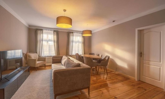 Kreuzberg Appartement | LUX central 3bed suite apartment