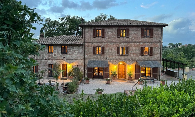 Gioiella Maison | Lux Gated Estate Villa w/ Private Pool Umbria/Borders Tuscany