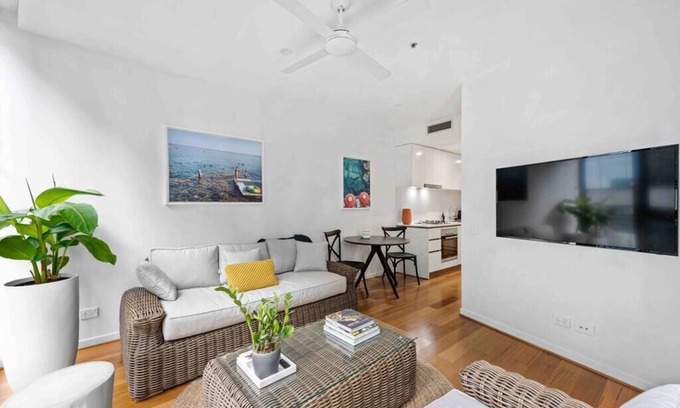 Newstead Appartement | Luxe 2bed/2Bath/Park in Newstead