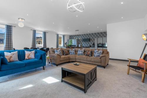 St. Andrews Maison | Luxe 5 Bedroom Guardbridge House - St Andrews