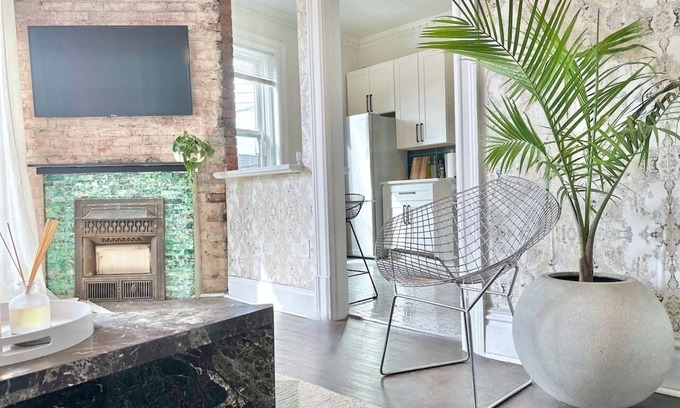 Bloomfield Appartement | Luxe Bloomfield Apt | Central | Free Parking