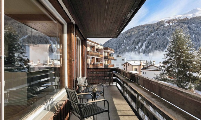 Davos Appartement | Luxe Davos Residence with Views, Private Balcony