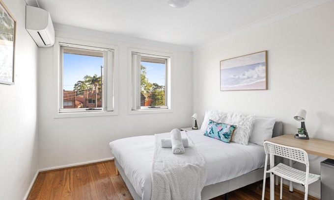 Panania Maison | Luxe Double Room in Panania - Nearby Stations & Shops - Shared Bathroom