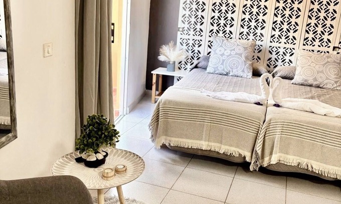 Vueltas Appartement | Luxe Island Escape w/Ocean Views