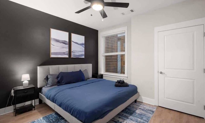 Charlotte Appartement | Luxe King 2BR in Waverly Charlotte!