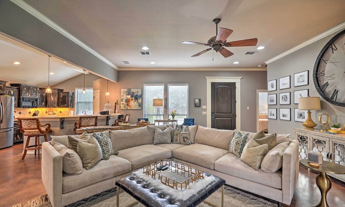Midland Maison | Luxe Midland Retreat w/ Patio, Grill & Yard!