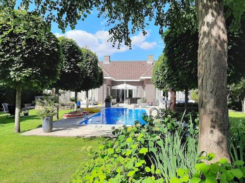 Zeewolde Villa | luxe villa met privé zwembad en jacuzzi