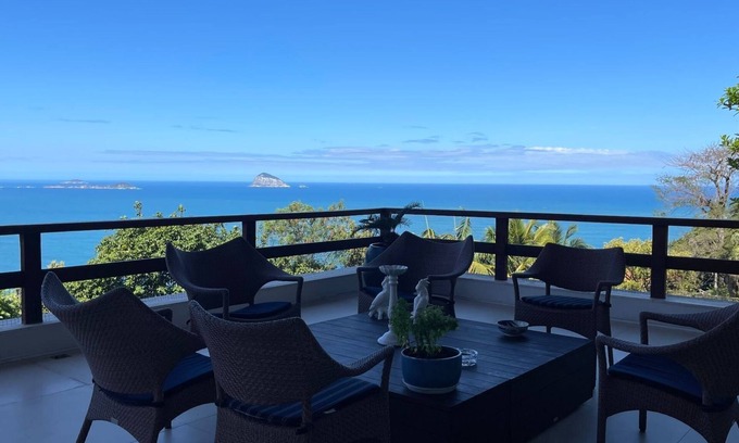 Sao Conrado Maison | LUXOBRASIL #RJ712Mansão São Conrado 05 Rooms Ocean View House High Standard Season