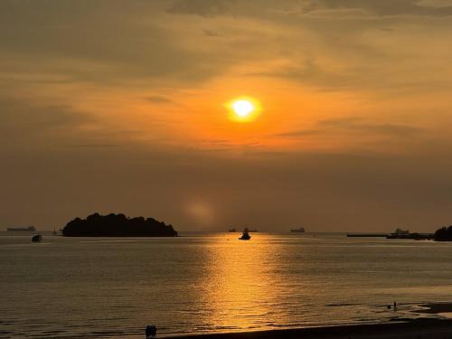Taman Haji Zainal Appartement | Luxpro Beachfront Homes Port Dickson