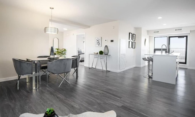 Downtown Winnipeg Appartement | Luxurious 2 bed 2 bath penthouse PH1 downtown