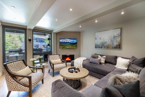 Aspen Maison | Luxurious 2 BR, 2 BA - Aspen Core