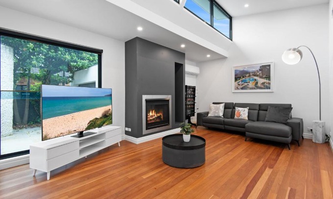 Safety Beach Maison | Luxurious 4 Bed Home by The Golf Club