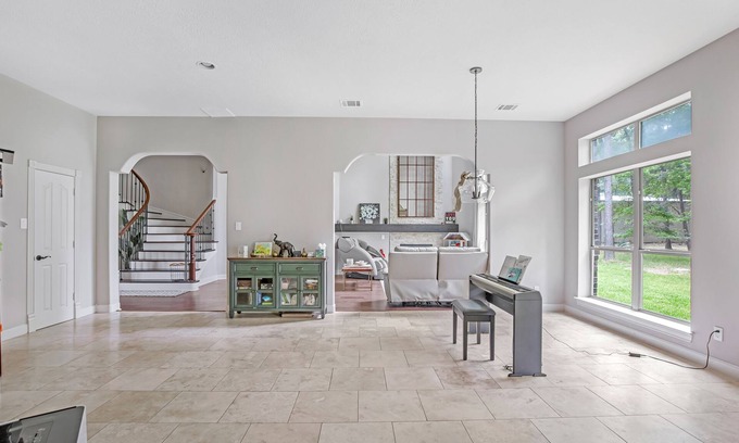 Huffman Maison | Luxurious 8000 sq ft Mansion on a park-like 4 acres near Houston!