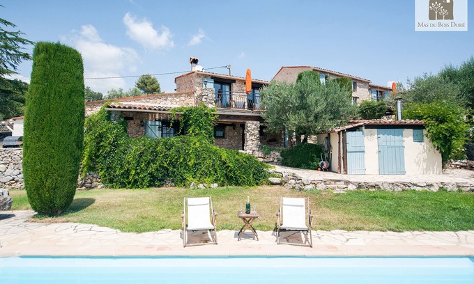 Mons Autre | Luxueux et romantique Olive Farm House Apartment avec interiordesign magnifique