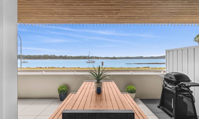Batemans Bay Appartement | Luxurious apartment with pool in the heart of Batemans Bay