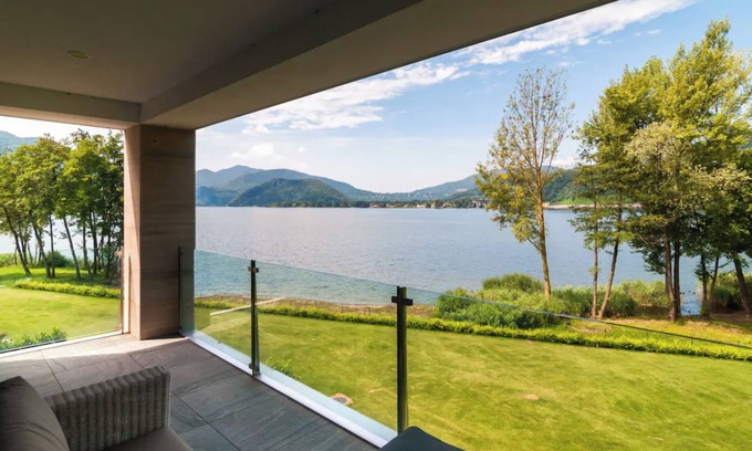 Collina d'Oro Appartement | Luxurious Apartment at the Shore of Lake Lugano