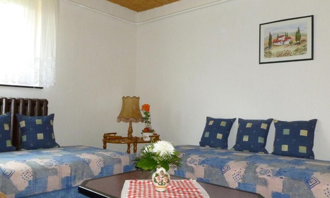 Alt Gaarz Appartement | Luxurious Apartment in Rerik Germany with Garden
