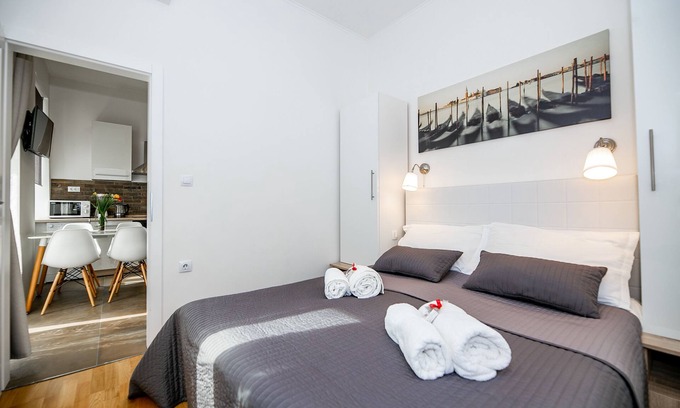 Rijeka Appartement | Luxurious City Centre Apartment Bella Fiume 2
