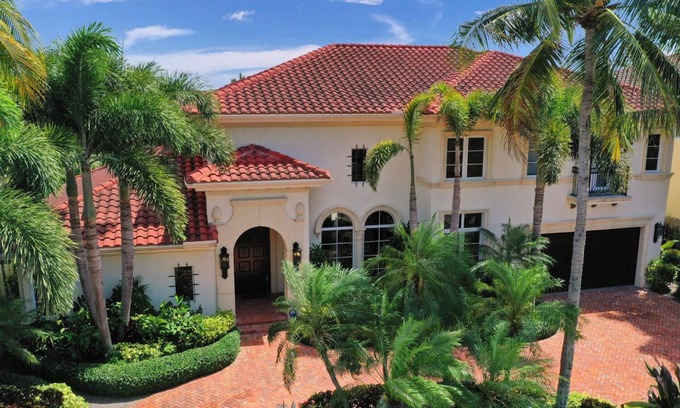 Tropic Isle Maison | Luxurious Delray Beach Waterfront Pool Home w/ outdoor kitchen & hot tub!