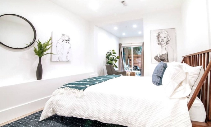 Inner Mission Appartement | Luxurious Dolores Park Beauty with Private Garden!