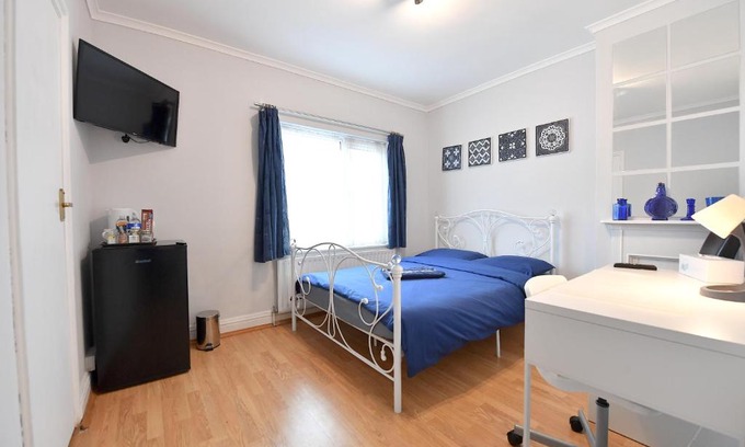 Lavender Fields Maison | Luxurious double room free parking