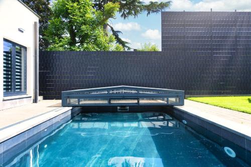 Strombeek-Bever Hôtel | Luxurious Escape - Room LoveSerenity with pool and jacuzzi