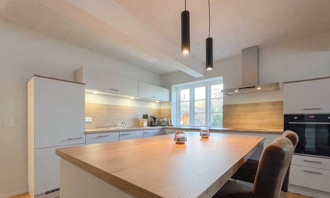 Schobull Appartement | Luxurious Frisian villa with sauna 1 - Büll 1