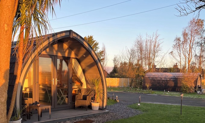 Bunmahon Cabine | Luxurious Glamping Pod on the Copper Coast with sauna barrel access.