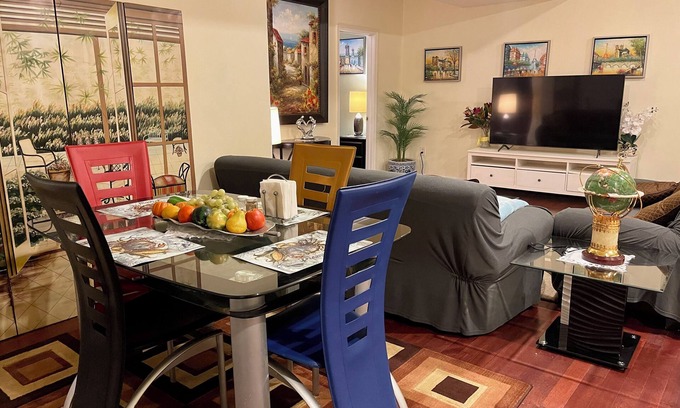 Neabsco Appartement | Luxurious Home Away From Home